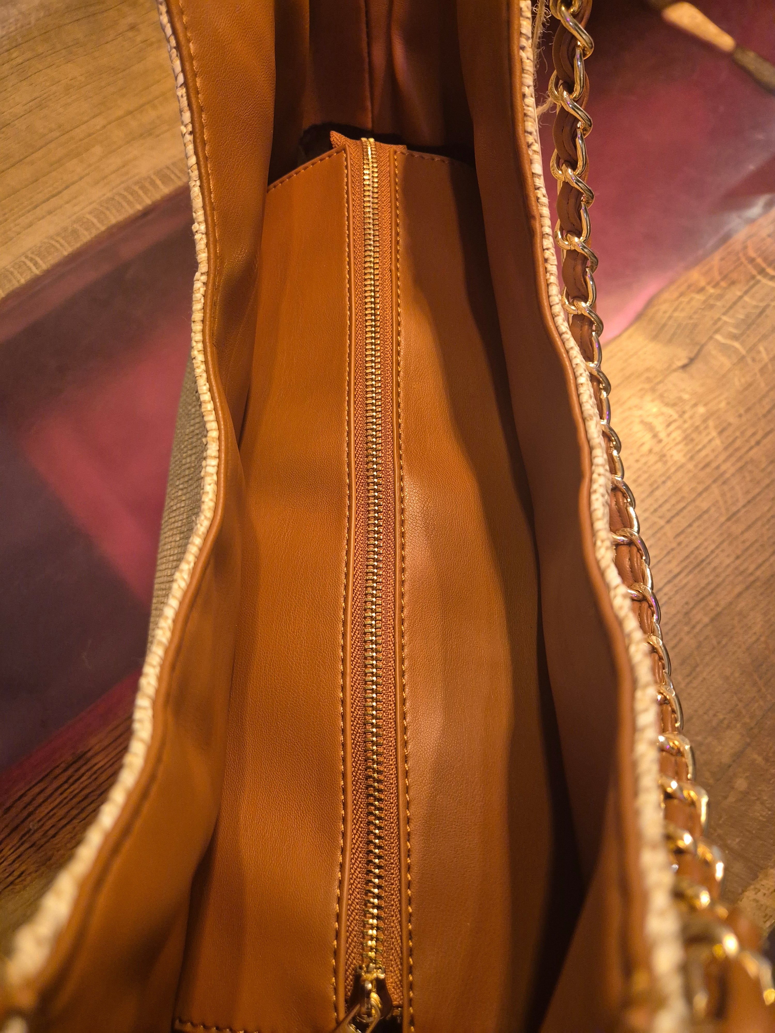 SAC LOGO C&C CAMEL